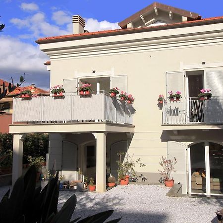 Guesthouse Villa Jung Bordighera Dış mekan fotoğraf